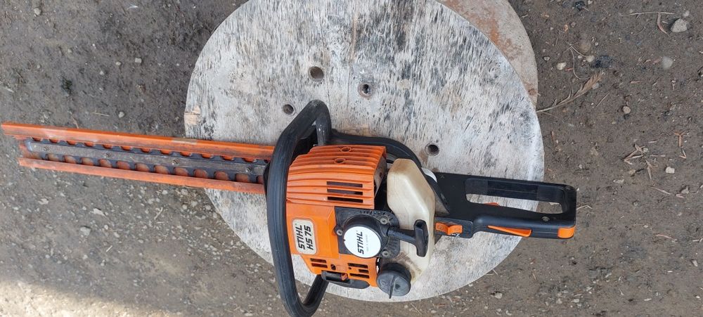 Vând stihl pentru gard viu
