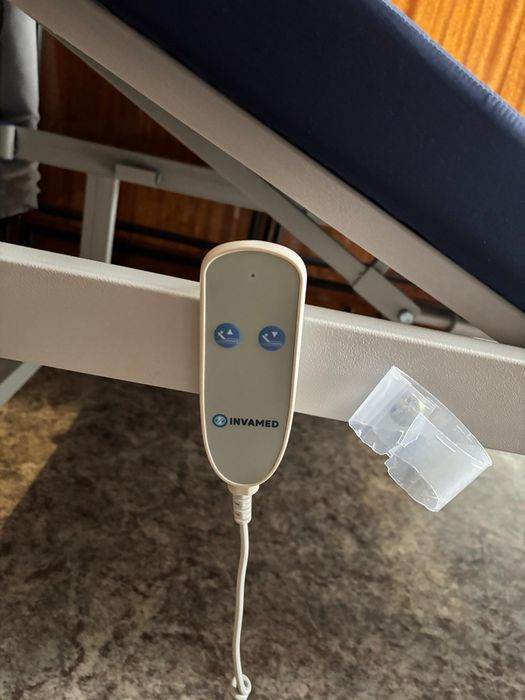 Кровать медицинская