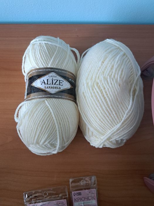 Продам  машинку для вязания