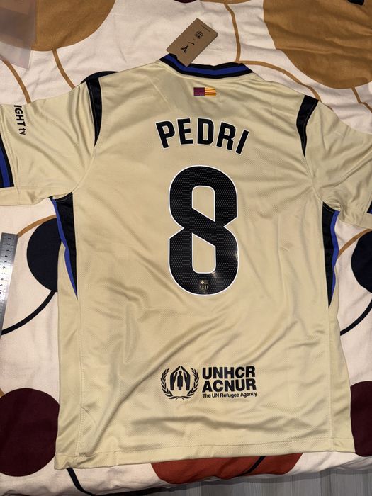 Tricou Pedri Barcelona away bej sezonul nou fotbal