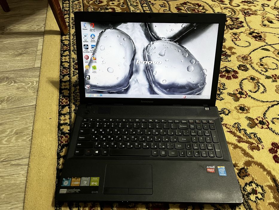 Ноутбук Lenovo.