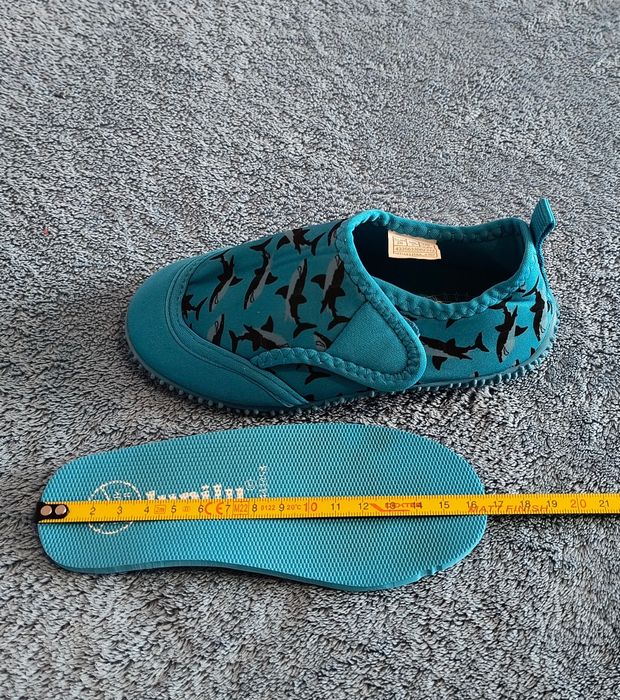 Papuci de apa, nr 26