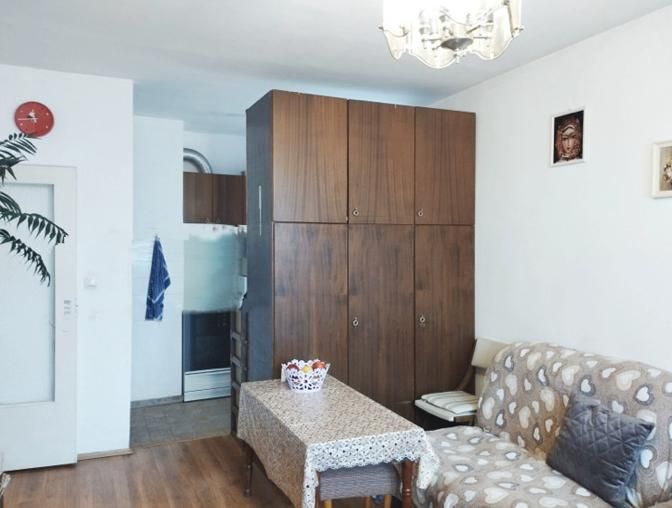 Дава се под наем Двустаен апартамент в София, Красно село - 57 кв.м за 350 € - Снимка #1