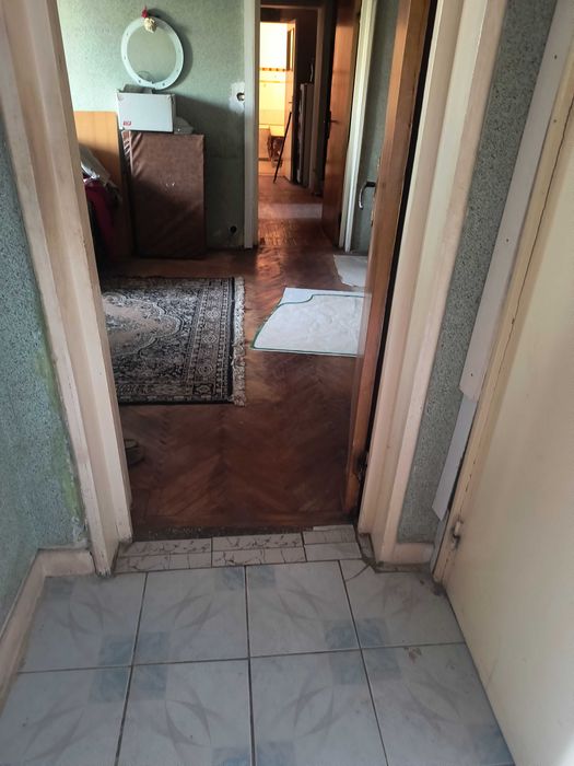 Vand apartament cu 3camere