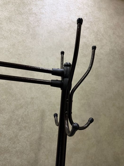 Новая напольная вешалка для прихожей | Yangi kiyim ilgich (veshalka)