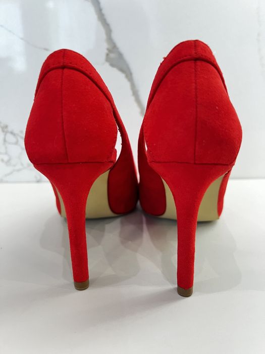 Pantofi cu toc Stradivarius 35