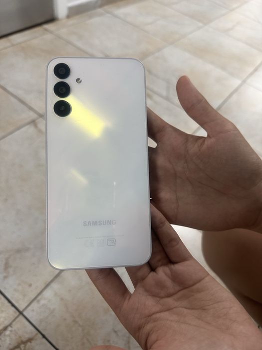 Samsung A15 белый
