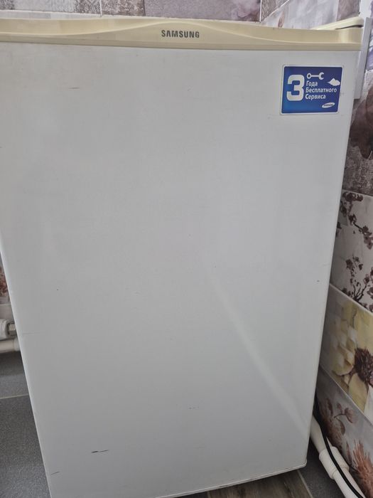 Продам холодильник