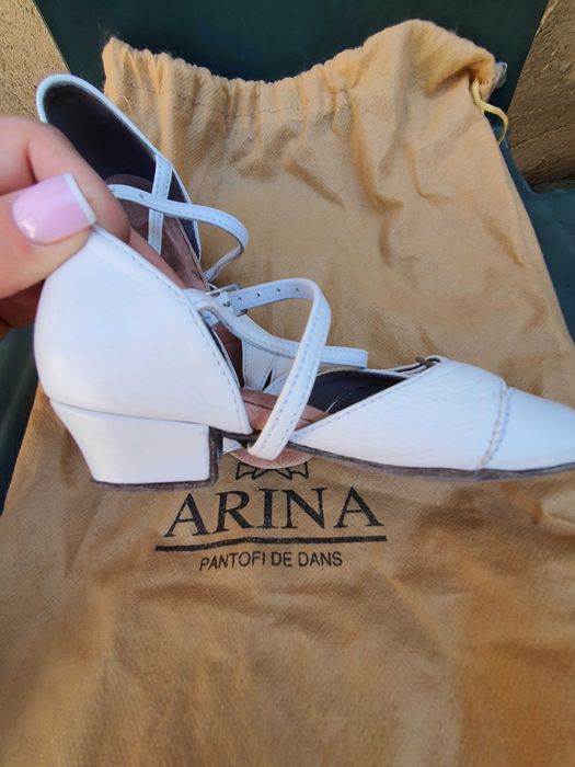Vand sandale Ariana, din piele, dans artistic / sportiv,  18.5 cm