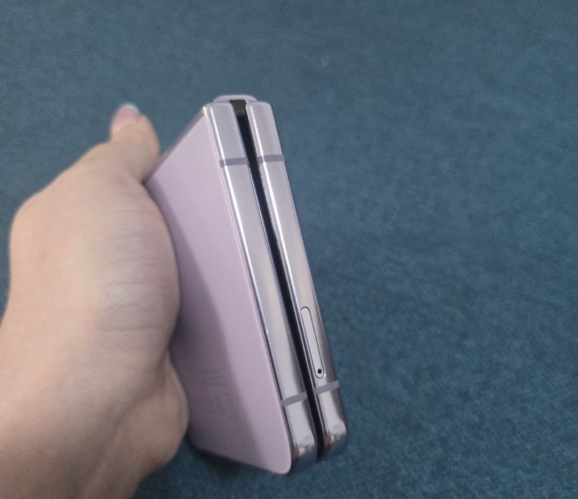 Samsung Galaxy Z flip 4