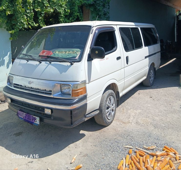 Toyota   юк ва йуловчи