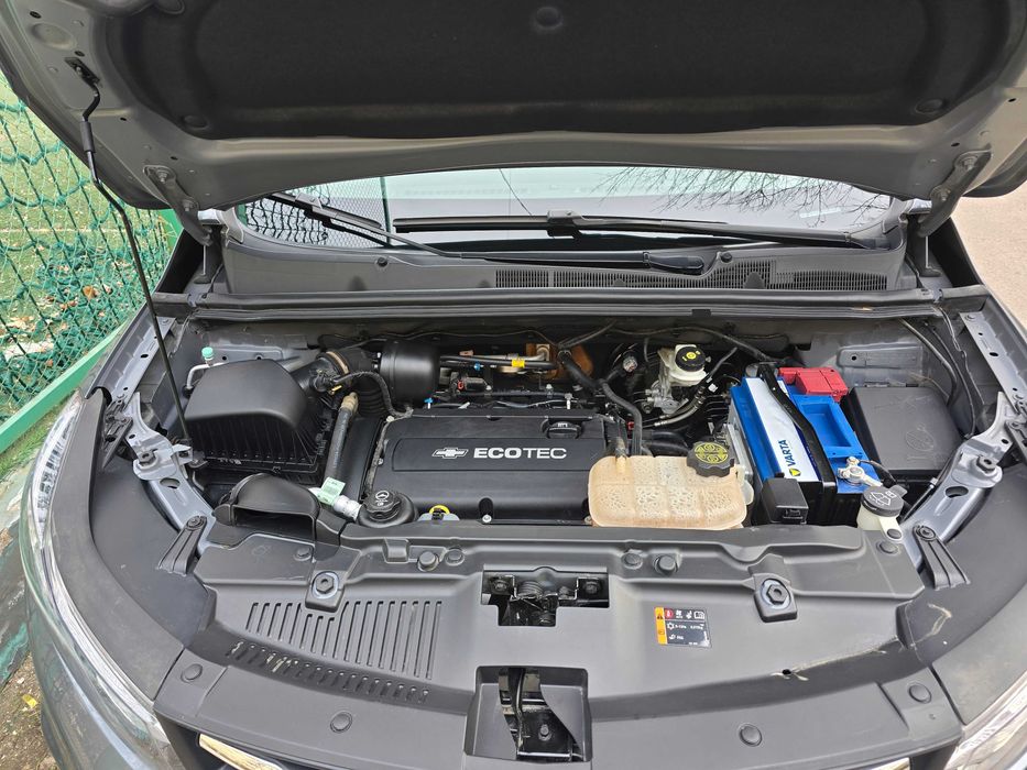 Chevrolet Tracker Premier 2020 г. 50,000 км пробег