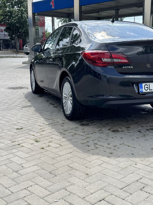 Vand opel astra J 2015