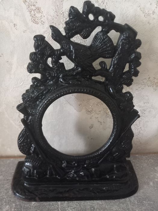 Чугунные каминные часы