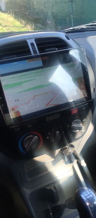 Тойота РАФ 4- джип