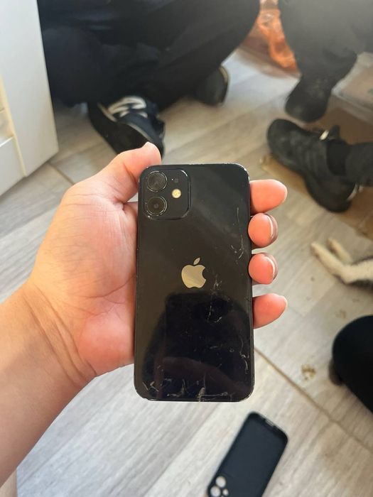 Продам айфон 11 без каробки