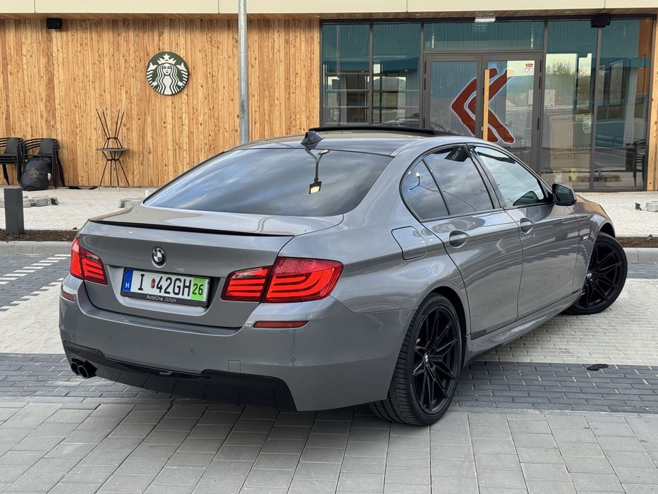 BMW 520d 2011 M pachet Trapa Navi mare Automat