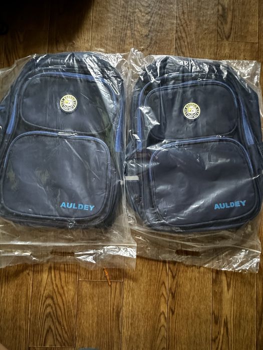 Рюкзаки новые 4000