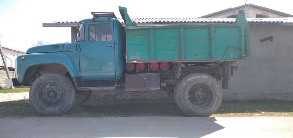 Klenes qum pishgan va hom g'ish shlakablok tosh musur olib ketish