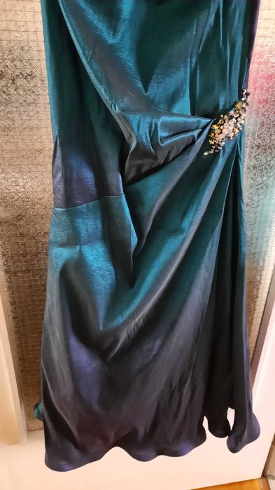 Бална рокля с камъни