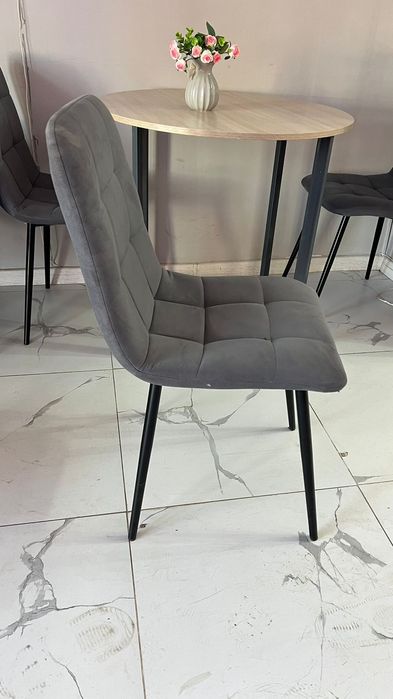 Стулья 8шт. В хорошем состоянии.