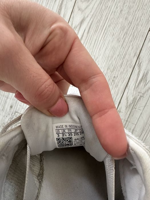 Adidas cu lumini 35
