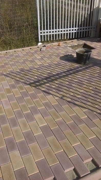 Pavaje pavele pentru zone rezidentiale - model 20x10 cu 20x20 montaj