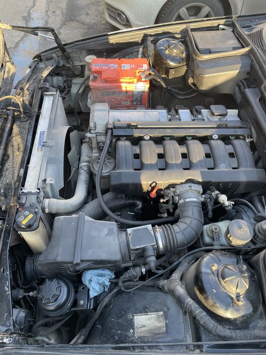 Блок двигателя м50б25 без гбц