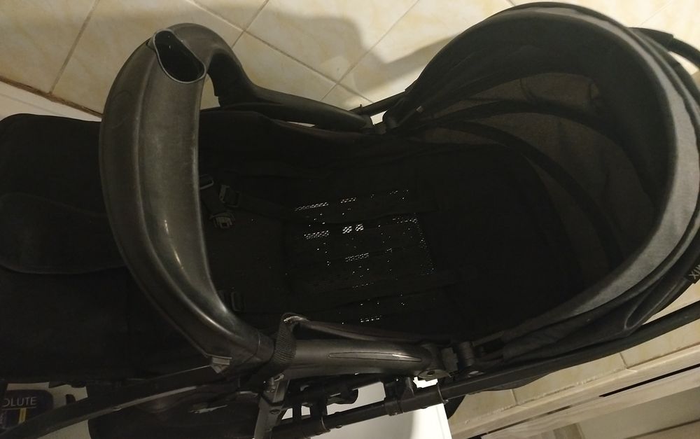 продам Коляску Tomix