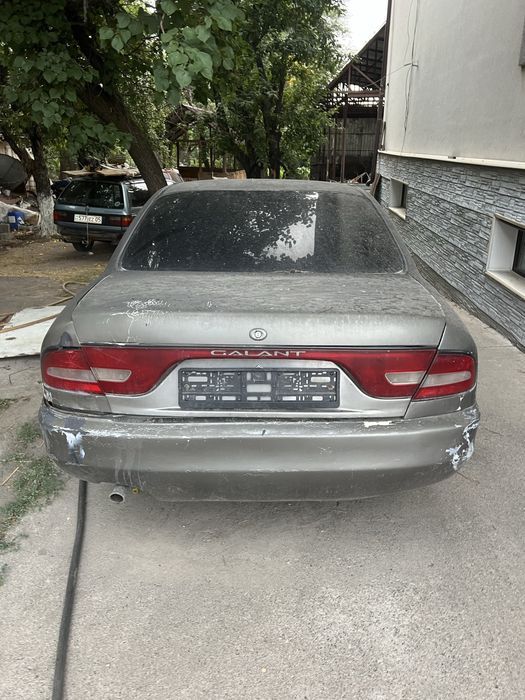 Продам срочно машина на ходу