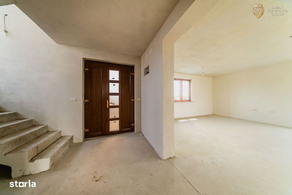 Vilă noua P+M in Sanleani
