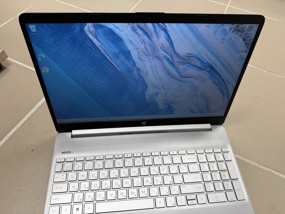 Лаптоп HP 15s- EQ2056NU . 15,6 инчов