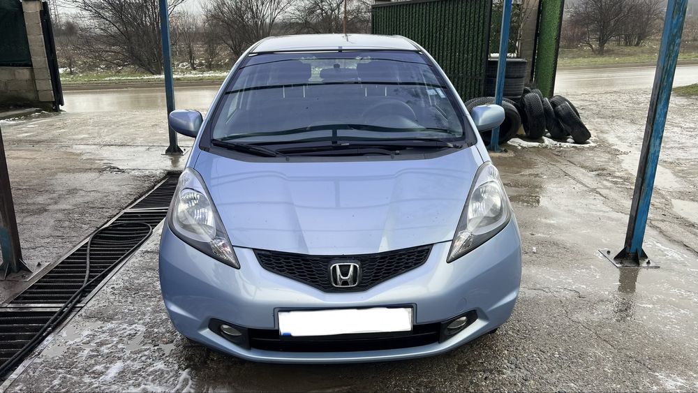 Honda Jazz 1.2 бензин 90 к.с. 2010 г.