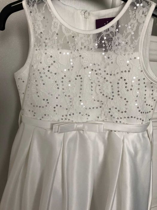 Нарядное платье для девочек