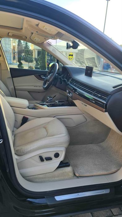 Audi Q7 3.0 TFSI V6 quattro. PRESTIGE  333 Hp. 7 locuri 2017