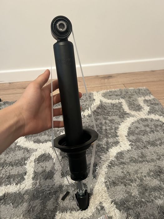 стойки амортизатор