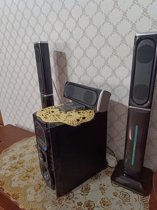 Продам домашний кинотеатр. Новый.