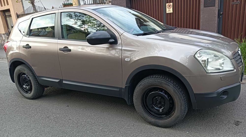 De vânzare - Nissan Qashqai 1.6 benzină 4500 euro(negociabil)