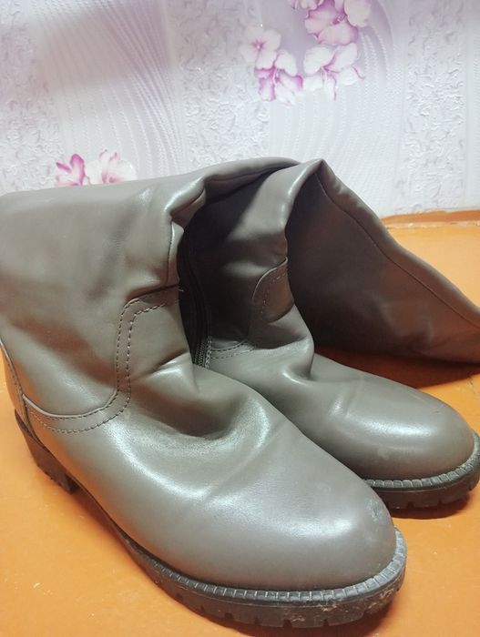 Продам сапожки/туфли