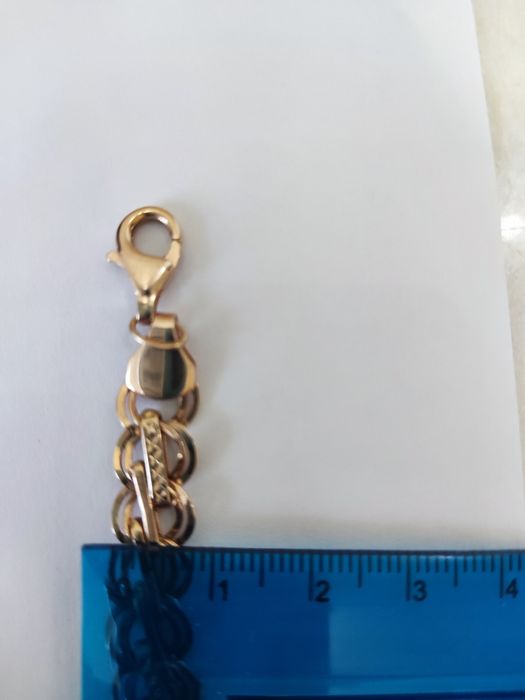 Продам золотую цепь