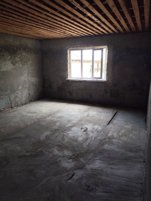 Бауйрластар 1 үй сатылады!