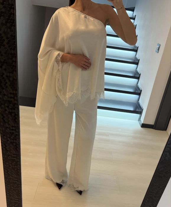Set din bluza si pantaloni din satin