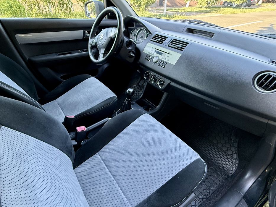 Suzuki Swift 1.3 benzina 146000 km