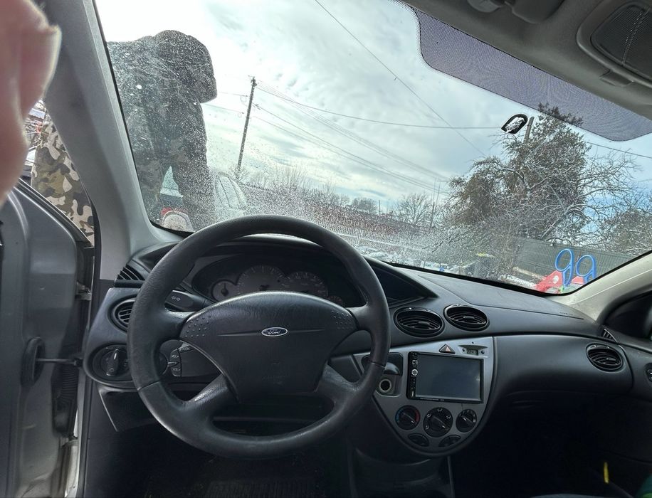 Ford Focus 1.6 benzina 2003