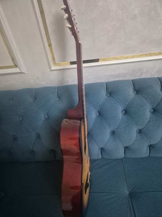 Акустический гитара