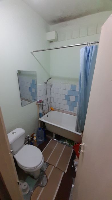 1 xona kvartira  sotiladi 2 xonadek razdelni