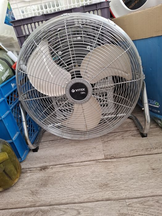Продам Вентилятор