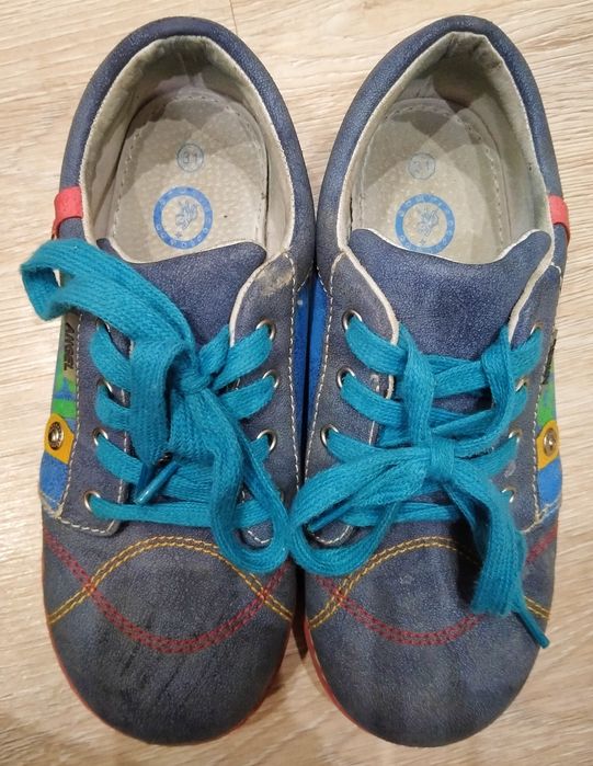 Обувь на мальчика.