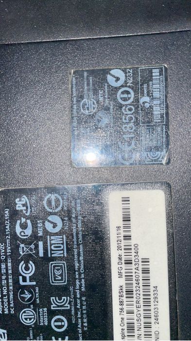 Мини ноутбук идеально сост