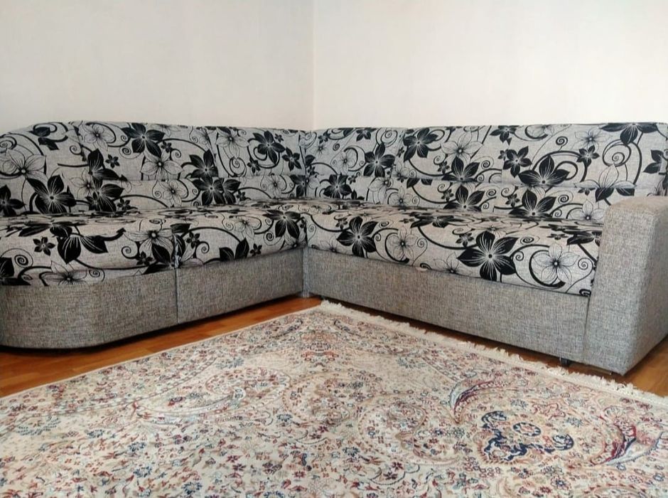 Диван в отличном состоянии